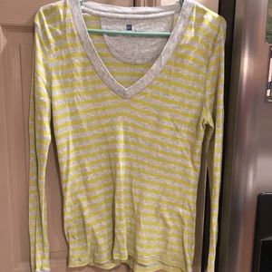 GAP STRIPED SHIRT SIZE LARGE